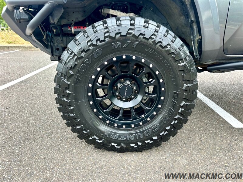 2016 Toyota Tacoma Limited 4x4  Lifted MT,s Bumpers Roof Rack   - Photo 10 - Hillsboro, OR 97123