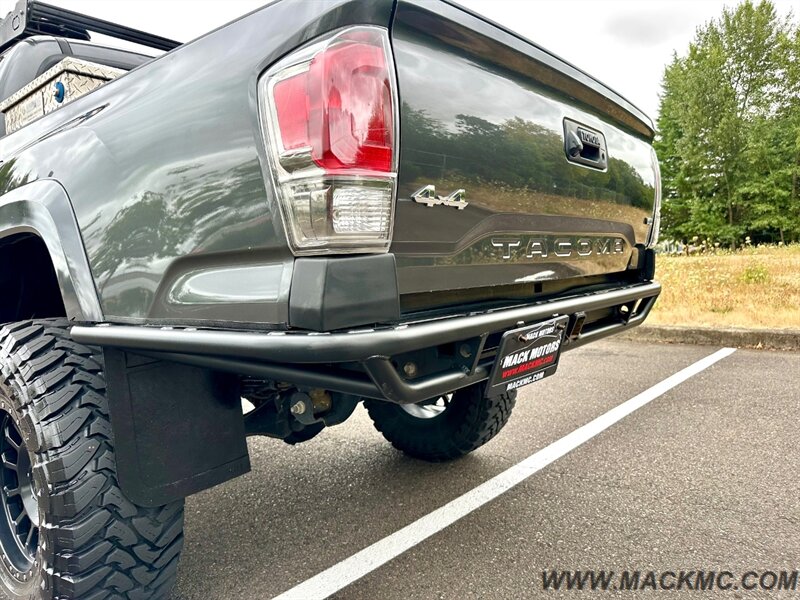 2016 Toyota Tacoma Limited 4x4  Lifted MT,s Bumpers Roof Rack   - Photo 12 - Hillsboro, OR 97123