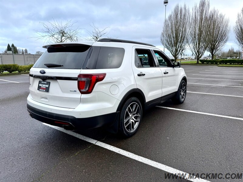 2016 Ford Explorer Sport AWD 3Rd Row Seating - Photo 7 - Hillsboro, OR 97123