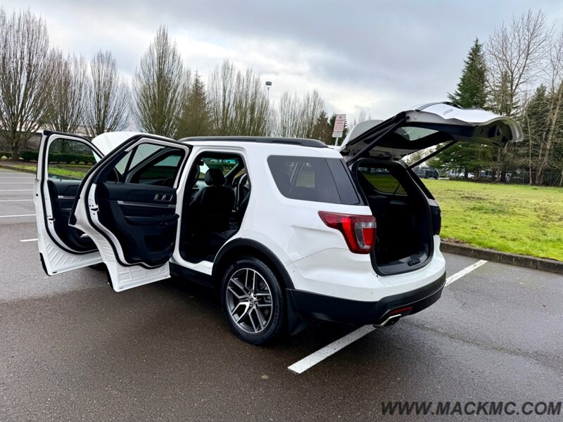 2016 Ford Explorer Sport AWD 3Rd Row Seating - Photo 28 - Hillsboro, OR 97123