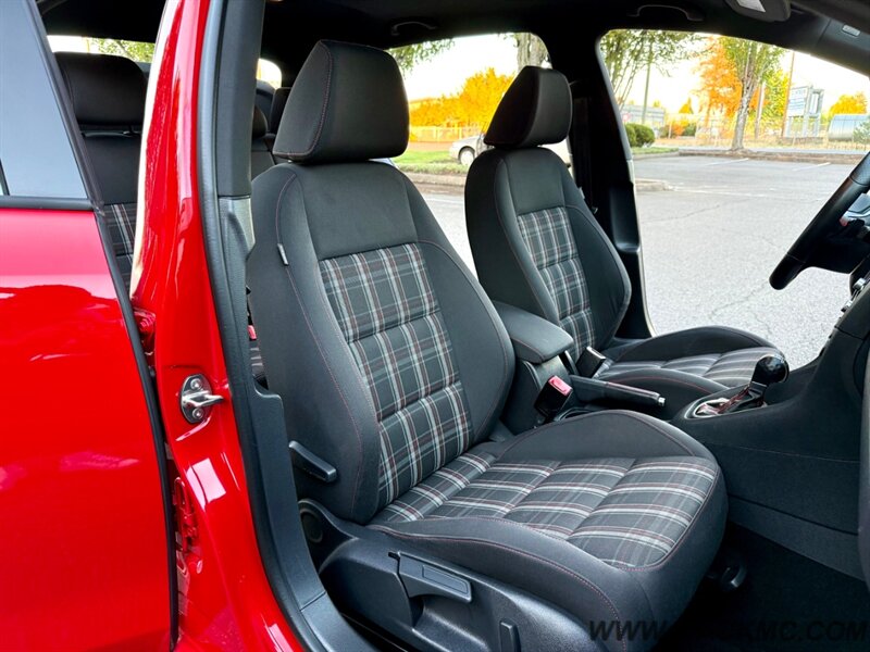 2013 Volkswagen GTI Base PZEV   - Photo 13 - Hillsboro, OR 97123