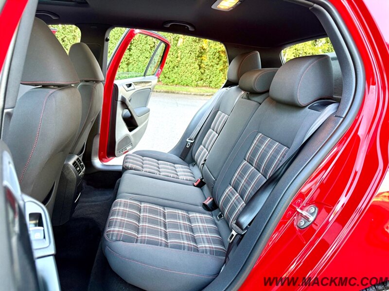 2013 Volkswagen GTI Base PZEV   - Photo 12 - Hillsboro, OR 97123