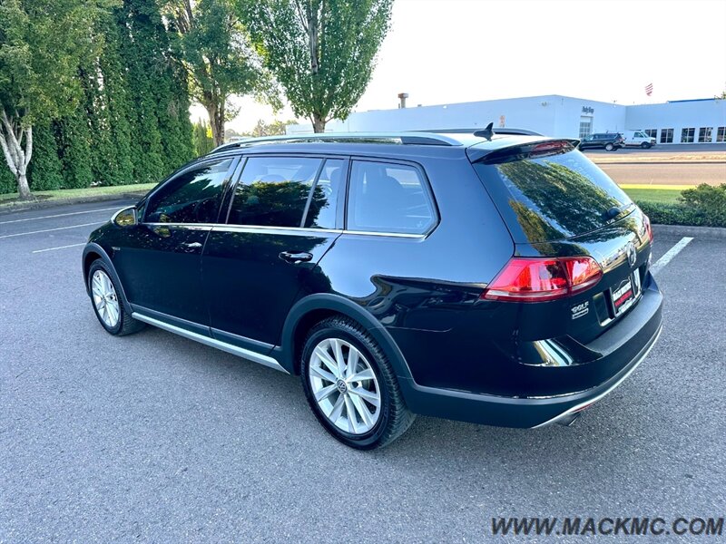 2017 Volkswagen Golf Alltrack TSI S 4Motion   - Photo 10 - Hillsboro, OR 97123