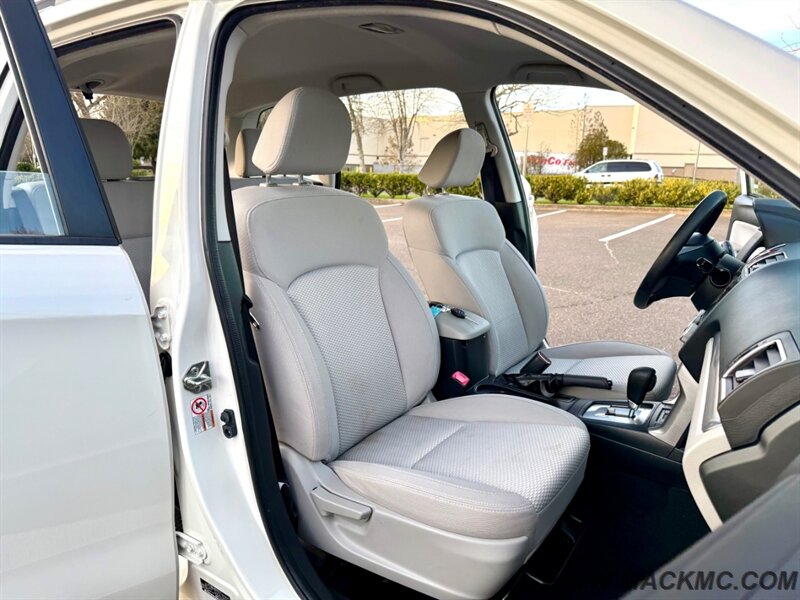 2016 Subaru Forester 2.5i AWD 1-Owner   - Photo 14 - Hillsboro, OR 97123
