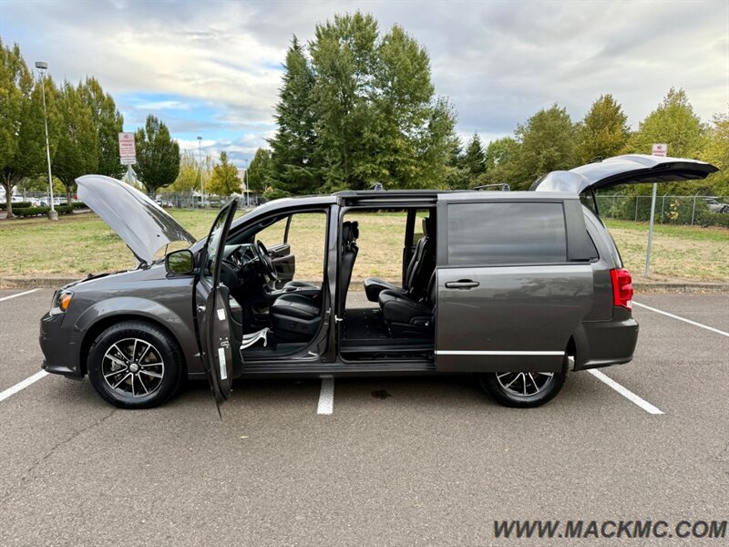 2018 Dodge Grand Caravan GT Leather Back Up Camera Heated Seats   - Photo 25 - Hillsboro, OR 97123