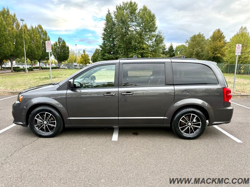 2018 Dodge Grand Caravan GT Leather Back Up Camera Heated Seats   - Photo 3 - Hillsboro, OR 97123
