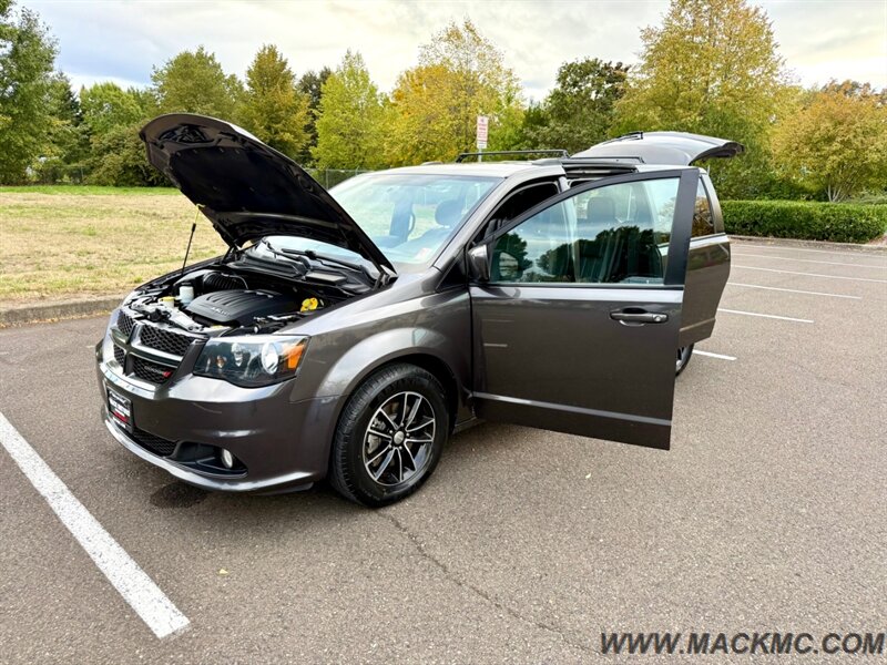 2018 Dodge Grand Caravan GT Leather Back Up Camera Heated Seats   - Photo 24 - Hillsboro, OR 97123