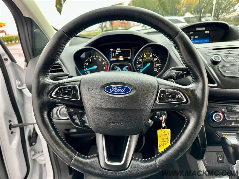 2017 Ford Escape SE Moonroof Heated Seats AWD   - Photo 13 - Hillsboro, OR 97123