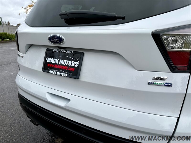 2017 Ford Escape SE Moonroof Heated Seats AWD   - Photo 9 - Hillsboro, OR 97123