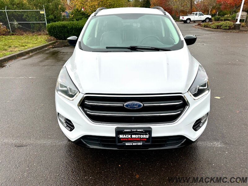 2017 Ford Escape SE Moonroof Heated Seats AWD   - Photo 5 - Hillsboro, OR 97123