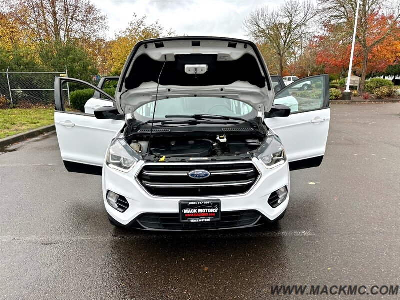 2017 Ford Escape SE Moonroof Heated Seats AWD   - Photo 27 - Hillsboro, OR 97123