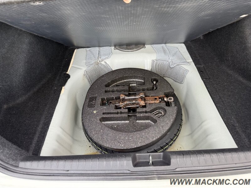 2007 Honda Civic LX Automatic 1 Owner 36MPG   - Photo 16 - Hillsboro, OR 97123