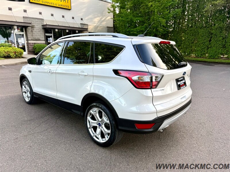 2017 Ford Escape Titanium Leather Navi Back Up Camera AWD - Photo 8 - Hillsboro, OR 97123