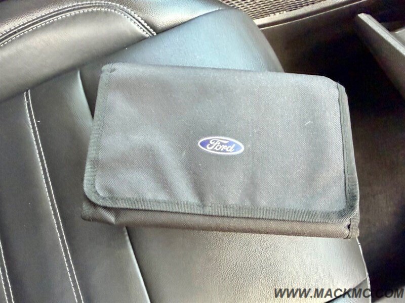 2017 Ford Escape Titanium Leather Navi Back Up Camera AWD - Photo 10 - Hillsboro, OR 97123