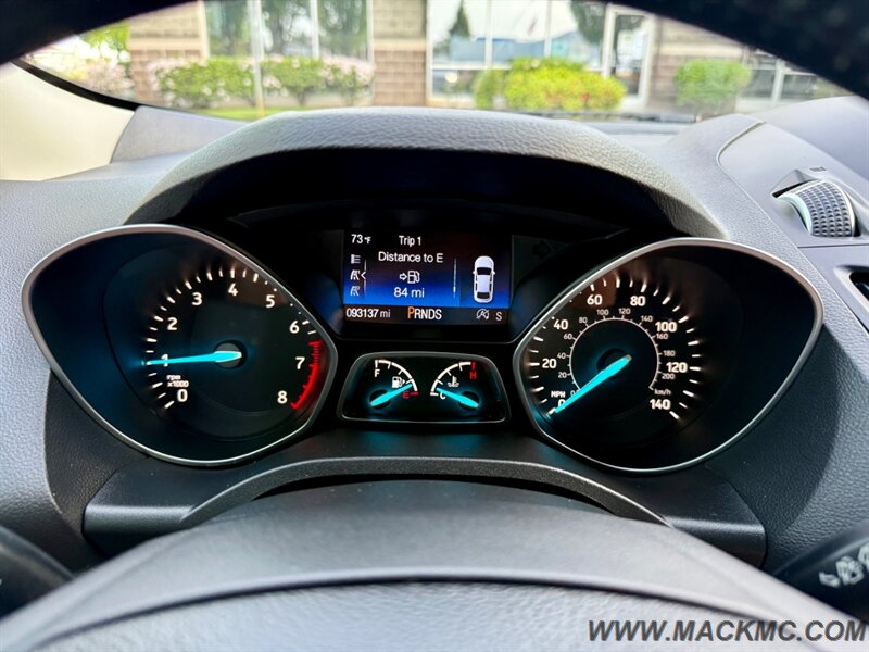 2017 Ford Escape Titanium Leather Navi Back Up Camera AWD - Photo 13 - Hillsboro, OR 97123