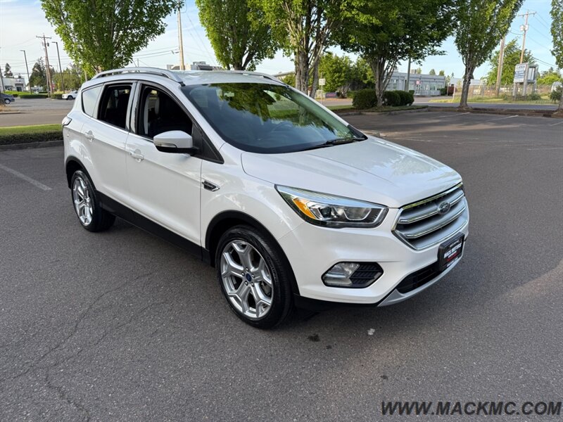 2017 Ford Escape Titanium Leather Navi Back Up Camera AWD - Photo 4 - Hillsboro, OR 97123