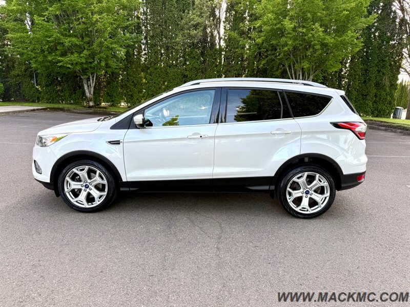 2017 Ford Escape Titanium Leather Navi Back Up Camera AWD - Photo 9 - Hillsboro, OR 97123