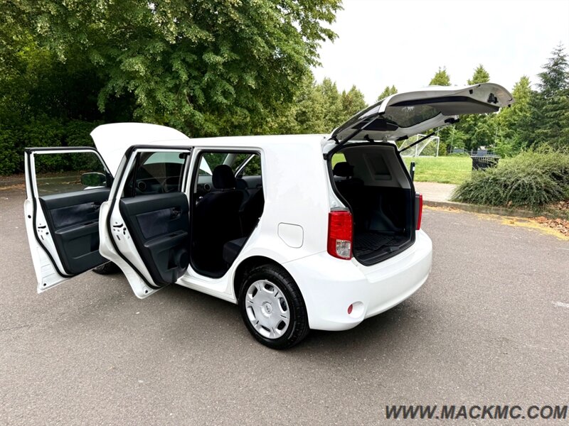2012 Scion xB   - Photo 30 - Hillsboro, OR 97123