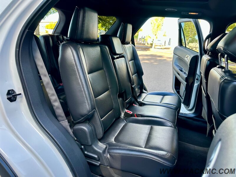 2012 Ford Explorer Limited 88K Low Miles Brand New Tires 3RD Row   - Photo 22 - Hillsboro, OR 97123