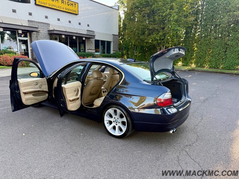 2006 BMW 330i Automatic Newer tires Keyless - Photo 25 - Hillsboro, OR 97123