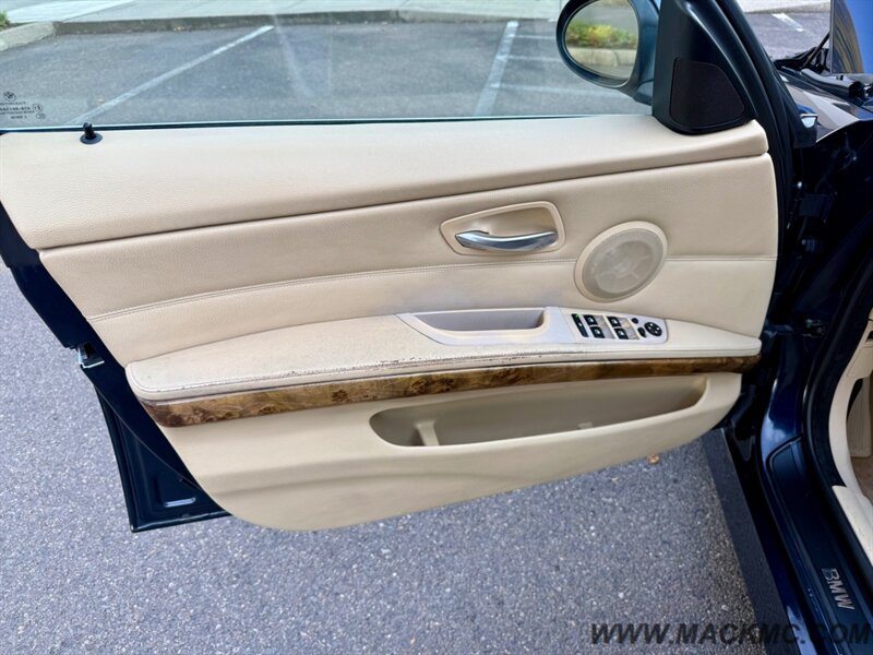 2006 BMW 330i Automatic Newer tires Keyless - Photo 20 - Hillsboro, OR 97123