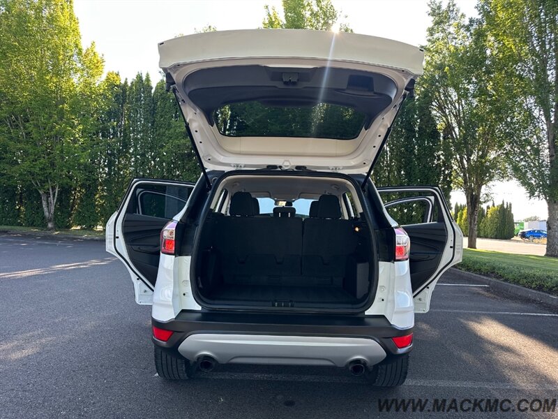 2018 Ford Escape SE AWD 1-Owner Back Up Camera 28-MPG - Photo 29 - Hillsboro, OR 97123