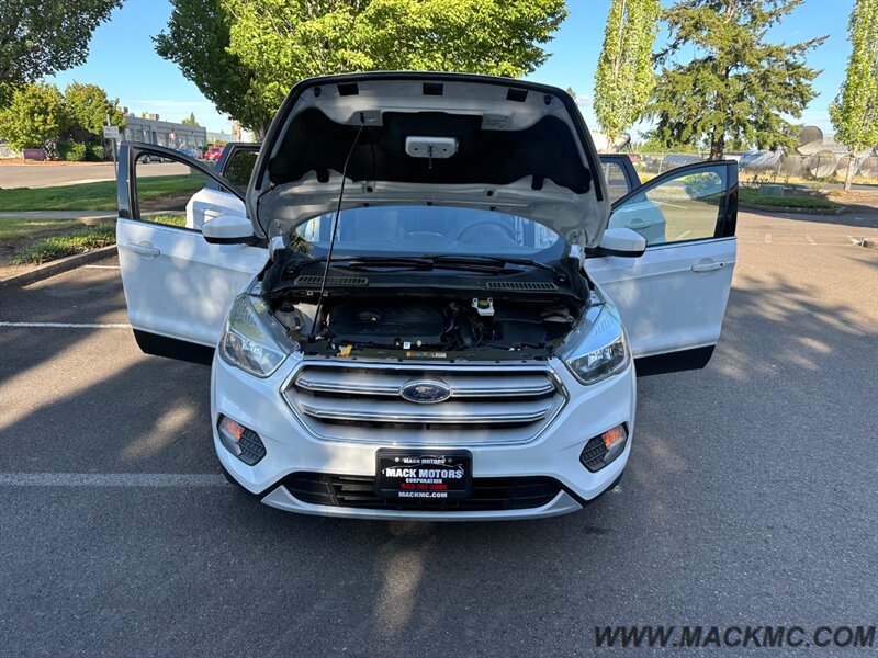 2018 Ford Escape SE AWD 1-Owner Back Up Camera 28-MPG - Photo 25 - Hillsboro, OR 97123