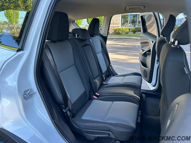 2018 Ford Escape SE AWD 1-Owner Back Up Camera 28-MPG - Photo 18 - Hillsboro, OR 97123