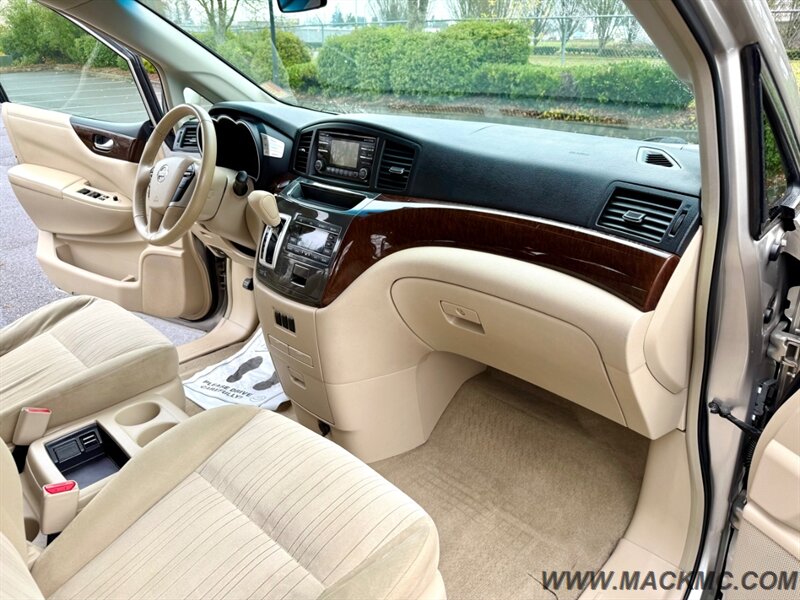 2012 Nissan Quest 3.5 SV 7-Passenger 2-owners Low Miles - Photo 2 - Hillsboro, OR 97123