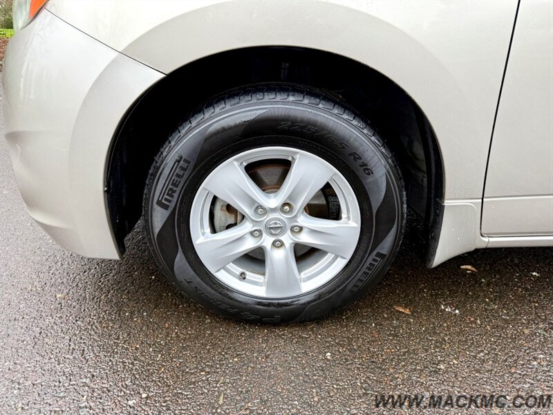 2012 Nissan Quest 3.5 SV 7-Passenger 2-owners Low Miles - Photo 11 - Hillsboro, OR 97123