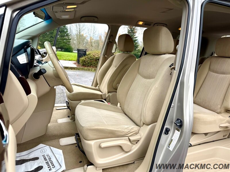 2012 Nissan Quest 3.5 SV 7-Passenger 2-owners Low Miles - Photo 19 - Hillsboro, OR 97123