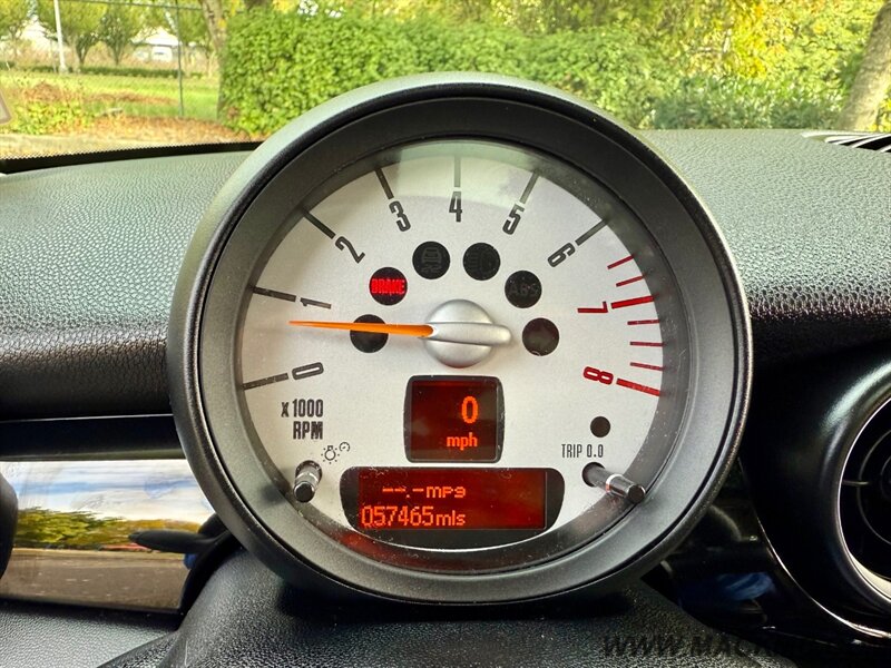 2014 MINI Clubman Cooper 6-Speed New Clutch 57K Low Miles - Photo 13 - Hillsboro, OR 97123