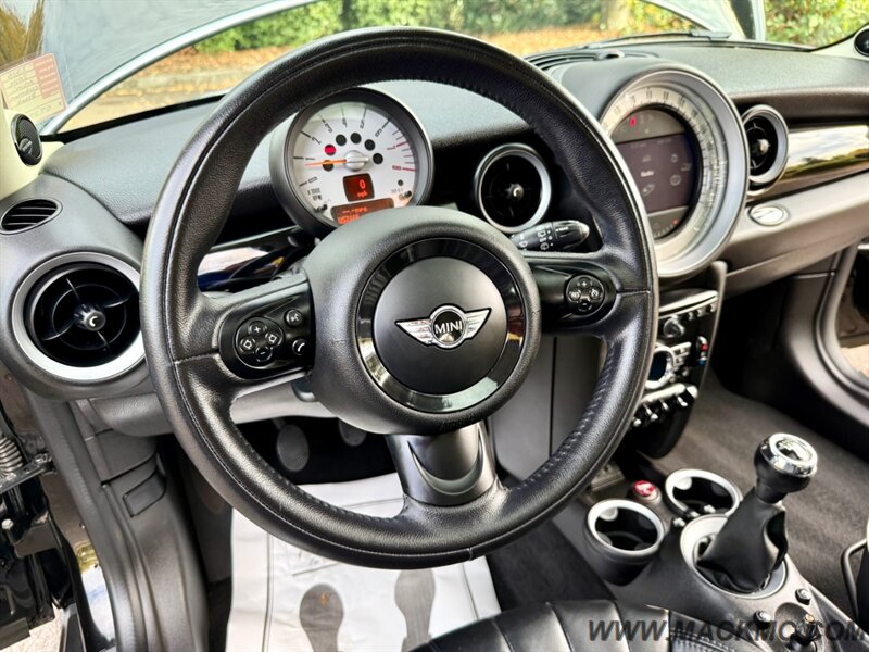 2014 MINI Clubman Cooper 6-Speed New Clutch 57K Low Miles - Photo 11 - Hillsboro, OR 97123