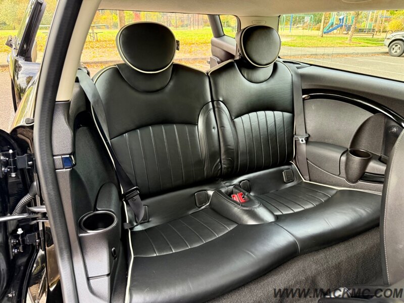 2014 MINI Clubman Cooper 6-Speed New Clutch 57K Low Miles - Photo 20 - Hillsboro, OR 97123