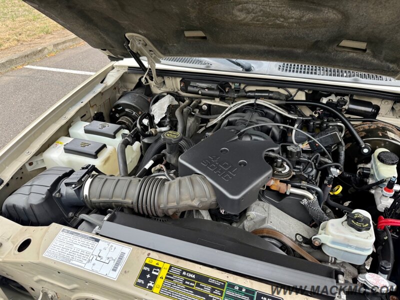 2002 Ford Explorer Sport Value - Photo 13 - Hillsboro, OR 97123