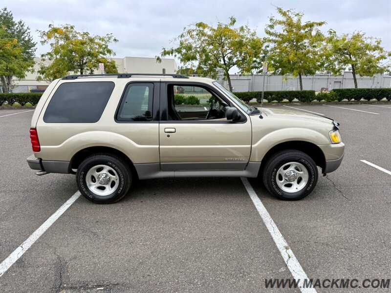 2002 Ford Explorer Sport Value - Photo 5 - Hillsboro, OR 97123