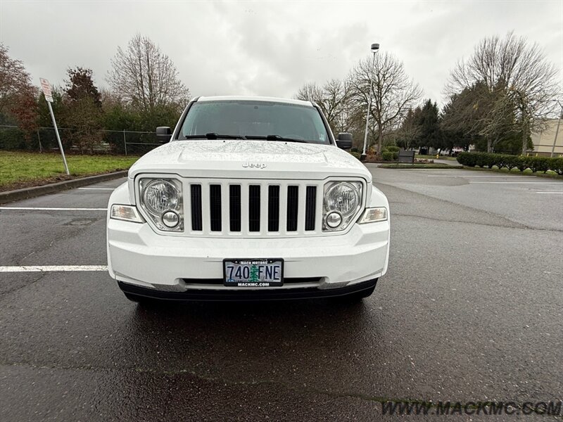 2012 Jeep Liberty Sport 4X4 93k Low Miles 21-MPG - Photo 4 - Hillsboro, OR 97123