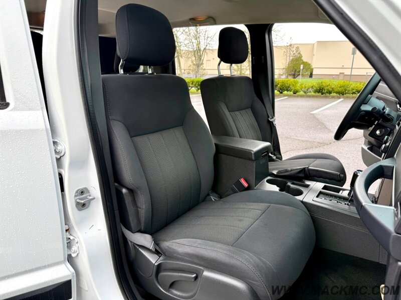 2012 Jeep Liberty Sport 4X4 93k Low Miles 21-MPG - Photo 15 - Hillsboro, OR 97123