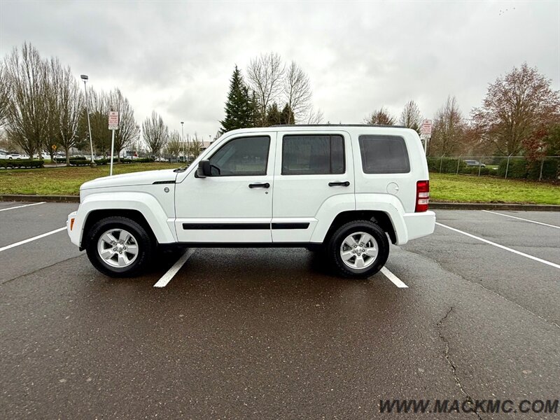 2012 Jeep Liberty Sport 4X4 93k Low Miles 21-MPG - Photo 3 - Hillsboro, OR 97123