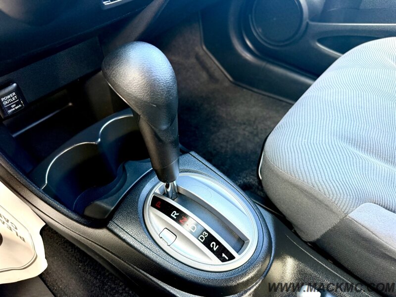 2013 Honda Fit Hatch Automatic 62K Low Miles 1-Owner - Photo 15 - Hillsboro, OR 97123