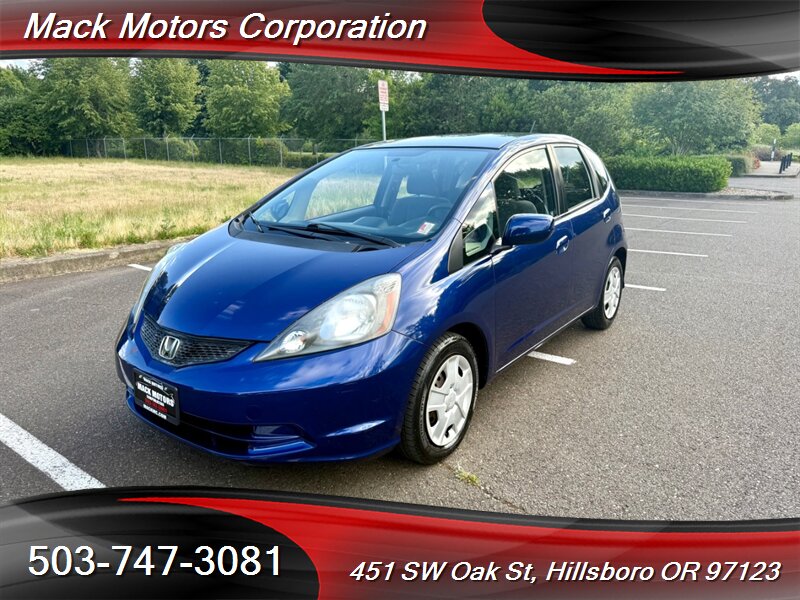 2013 Honda Fit Hatch Automatic 62K Low Miles 1-Owner - Photo 1 - Hillsboro, OR 97123