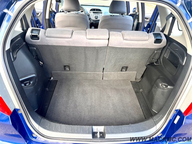 2013 Honda Fit Hatch Automatic 62K Low Miles 1-Owner - Photo 20 - Hillsboro, OR 97123