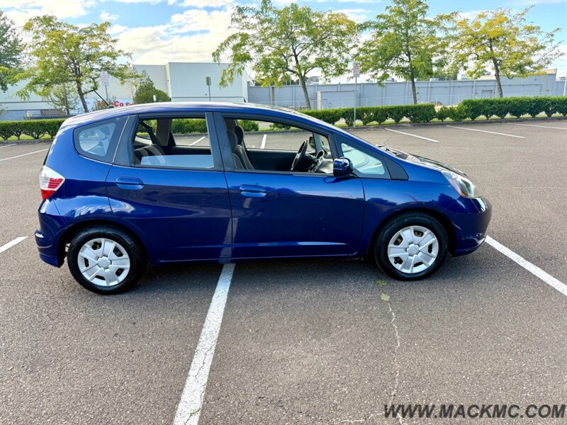2013 Honda Fit Hatch Automatic 62K Low Miles 1-Owner - Photo 5 - Hillsboro, OR 97123