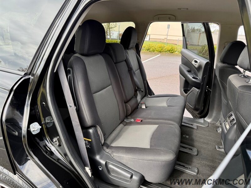 2017 Nissan Pathfinder S   - Photo 21 - Hillsboro, OR 97123