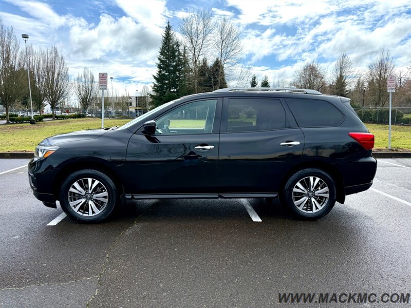 2017 Nissan Pathfinder S   - Photo 3 - Hillsboro, OR 97123