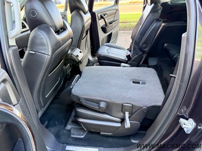 2016 GMC Acadia Denali Dual Roof 3RD Row Seat Back Up camera - Photo 21 - Hillsboro, OR 97123