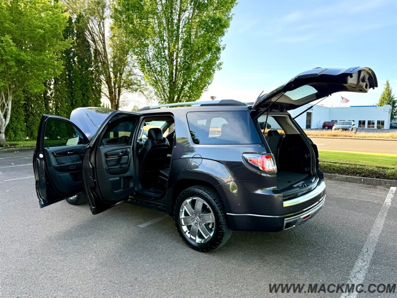 2016 GMC Acadia Denali Dual Roof 3RD Row Seat Back Up camera - Photo 31 - Hillsboro, OR 97123