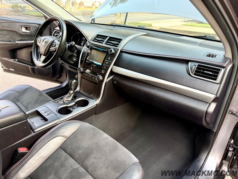 2015 Toyota Camry XSE 1-Owner Leather Moonroof Low Miles  
