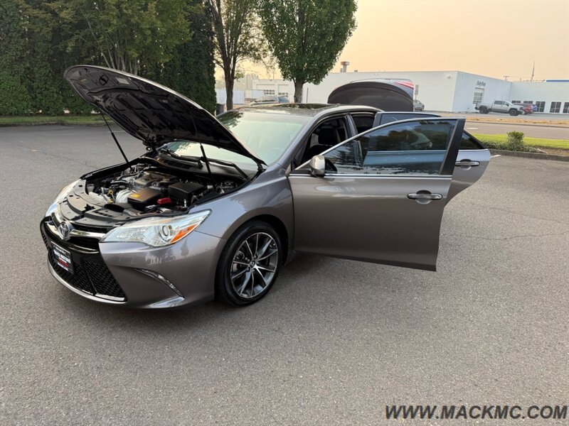 2015 Toyota Camry XSE 1-Owner Leather Moonroof Low Miles - Photo 22 - Hillsboro, OR 97123