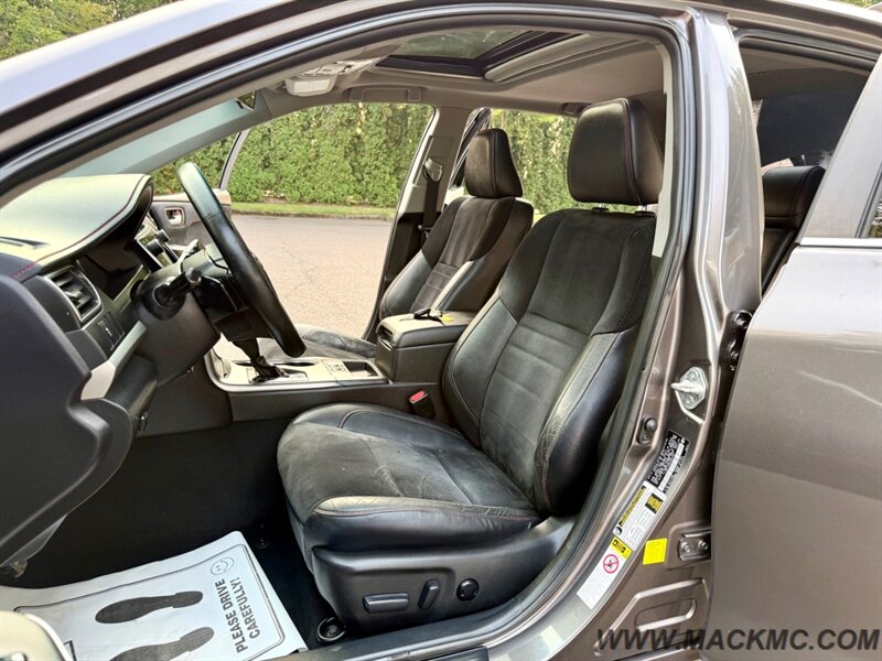 2015 Toyota Camry XSE 1-Owner Leather Moonroof Low Miles - Photo 15 - Hillsboro, OR 97123